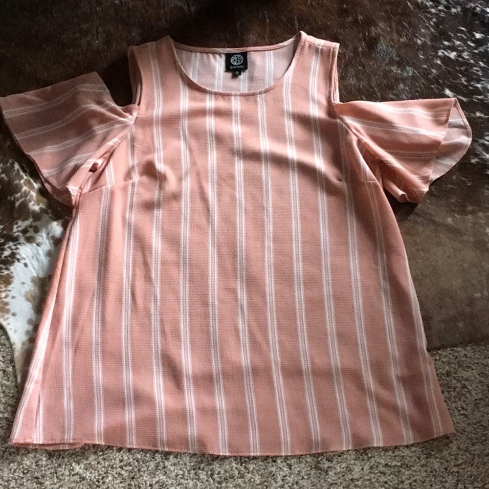 Bobeau Open Shoulder Top